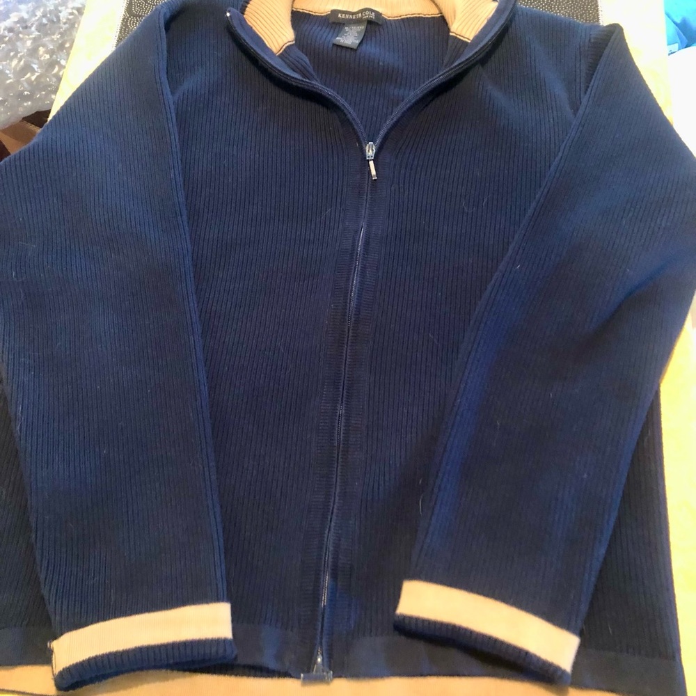 Kenneth Cole New York navy and camel zip up sweater XL. Not an over size fit.